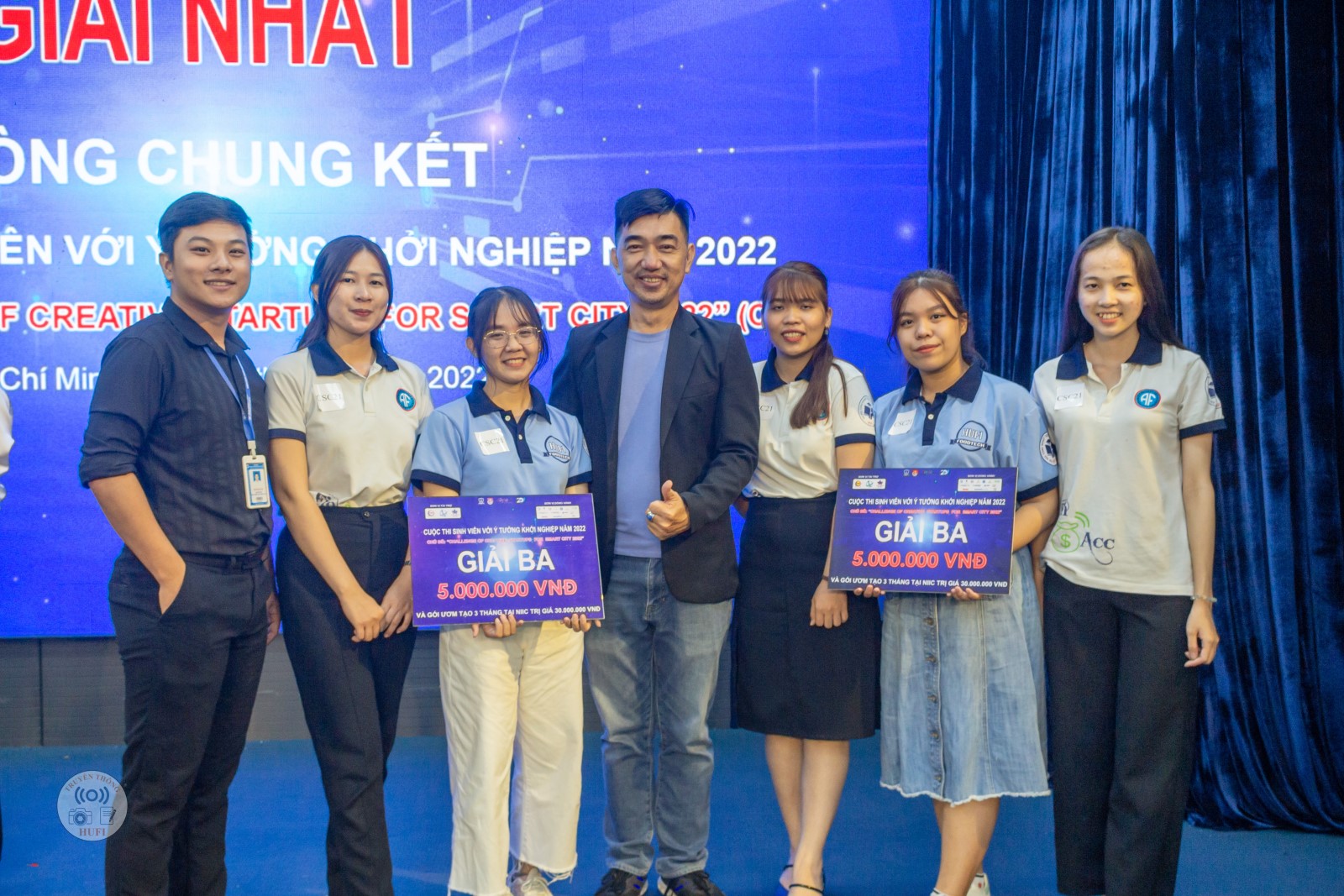 Nhóm sinh viên HUFI xuất sắc giành giải 3 cuộc thi Sinh viên với ý tưởng khởi nghiệp 2022