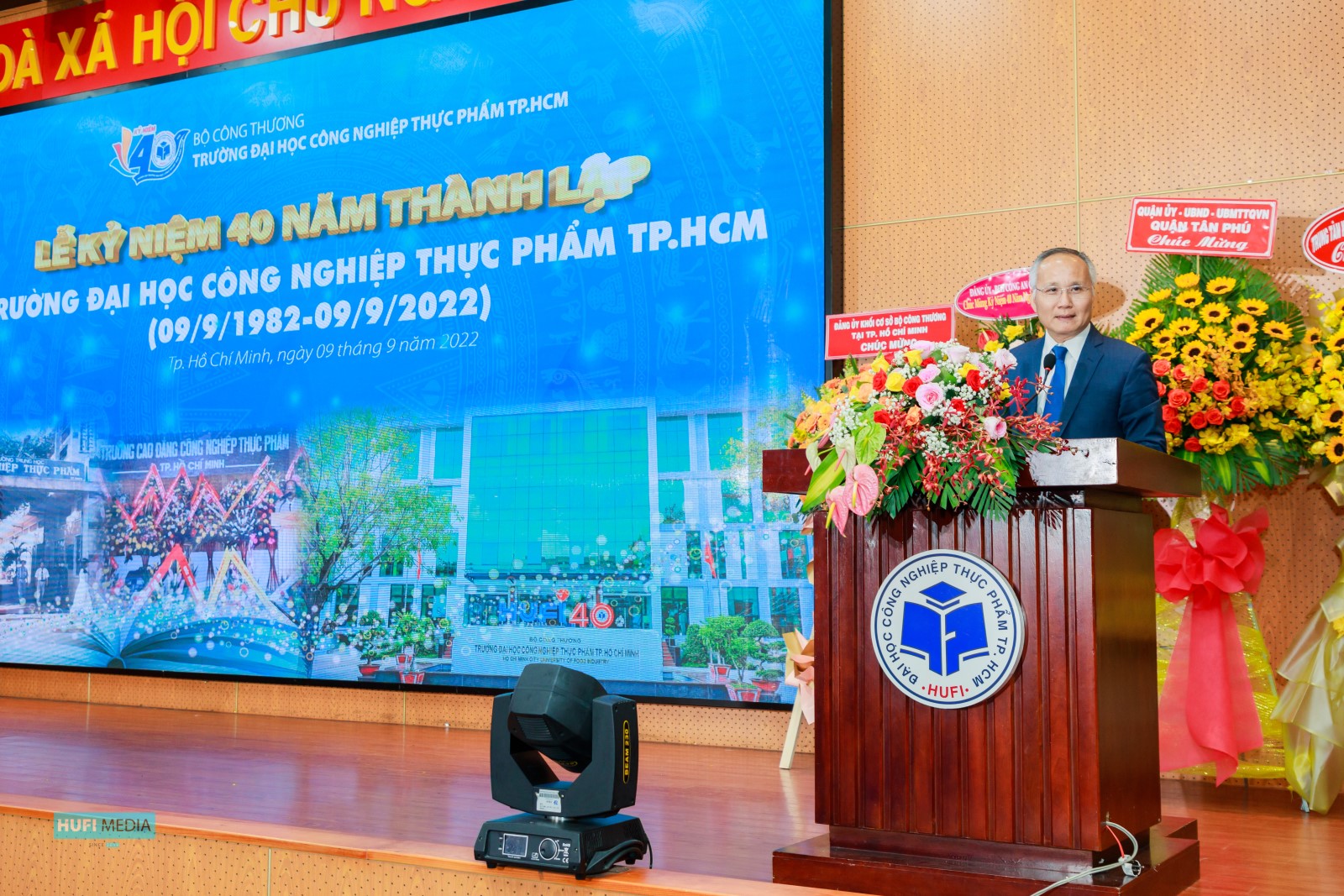 Thứ trưởng Trần Quốc Khánh dự lễ kỷ niệm 40 năm thành lập Đại học Công nghiệp Thực phẩm TP.HCM