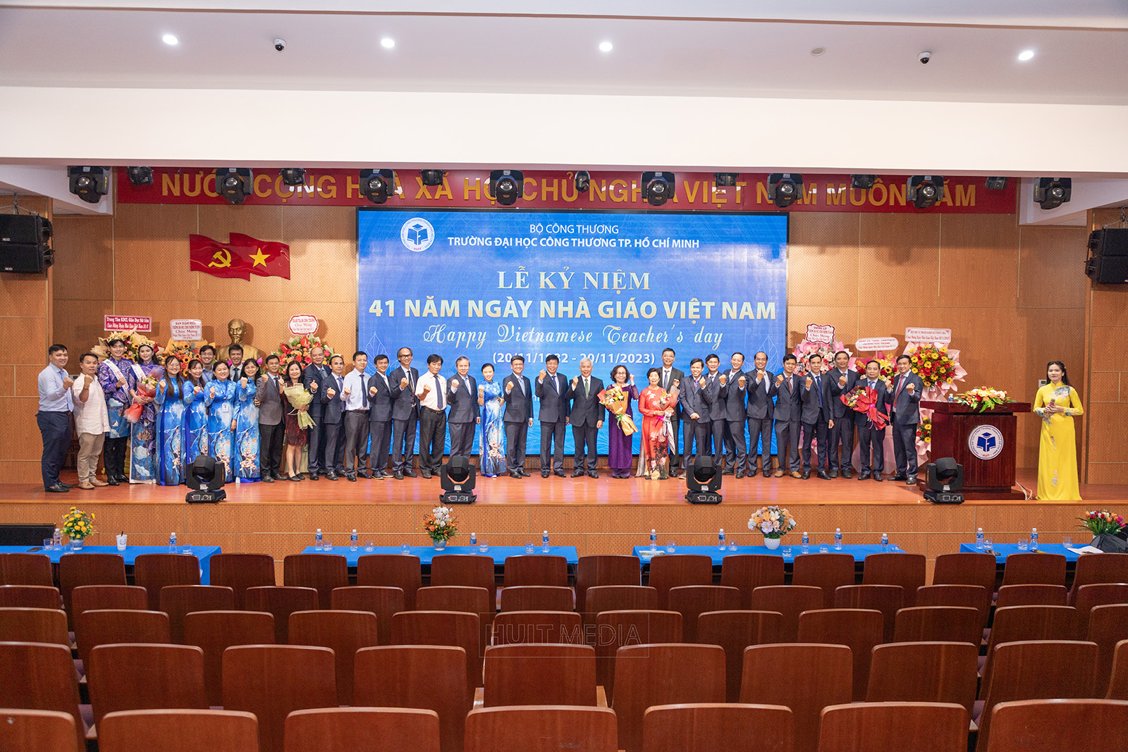 Trường Đại học Công Thương TP.HCM long trọng tổ chức Lễ kỷ niệm 41 năm ngày Nhà giáo Việt Nam