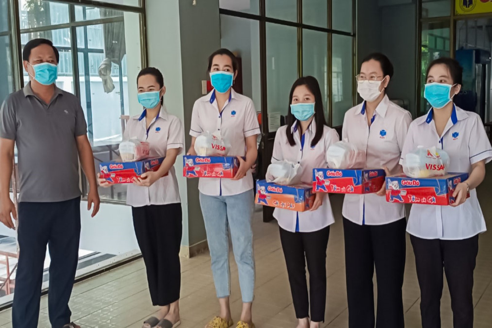 Đại học HUFI - Chung tay hỗ trợ sinh viên lưu trú tại ký túc xá
